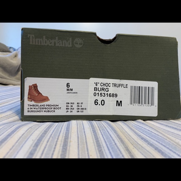 Men’s 6 Timberlands - Picture 2 of 5